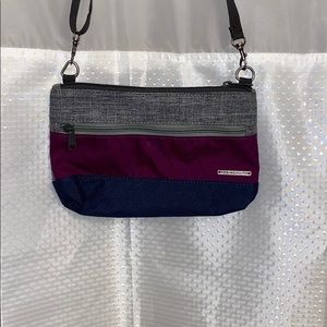 Dakine Cross-body shoulder bag